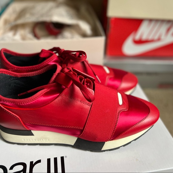 No box or bag. Given to me by a celebrity family member! AUTHENTIC for SURE! - Picture 3 of 9